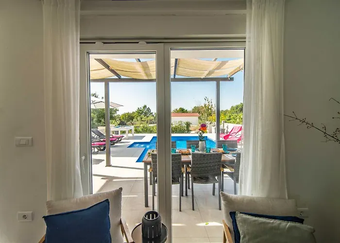 Rosmarino By Kompas Villa